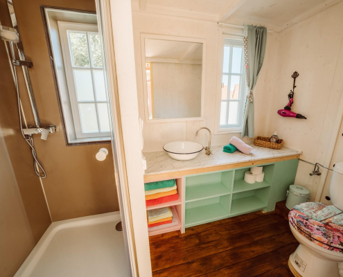 Tiny Ferienhaus Tiny Kunterbunt - Ansicht: Badezimmer